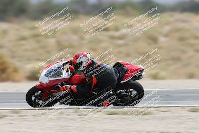 media/May-05-2025-Moto Forza (Mon) [[3c1838c5e5]]/2-B Group/Session 3 (Panning Test Turn 14 Inside)/